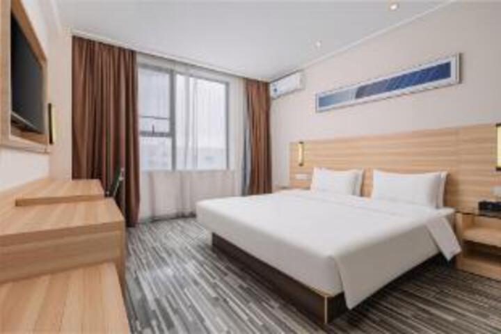 Room 22 of 23