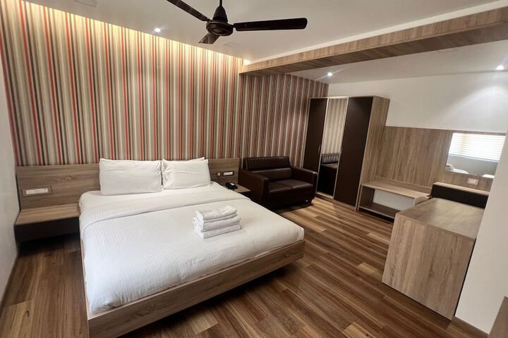 Room 26 of 64