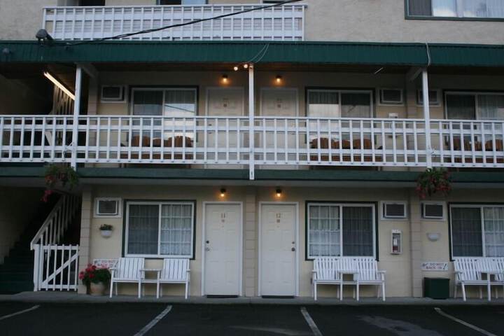 Hotel 69 of 81