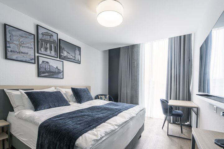 Room 3 of 14