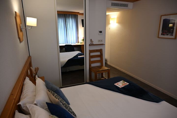 Room 11 of 67