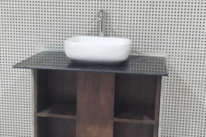Room 7 of 11
