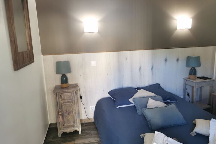 Room 5 of 15