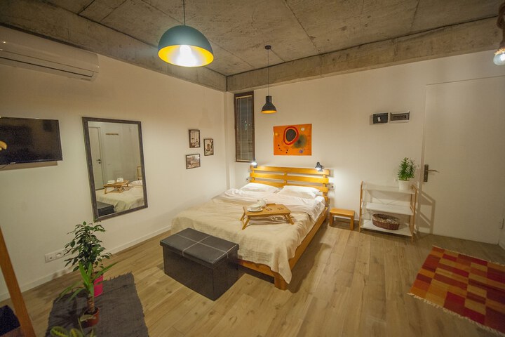 Room 22 of 61