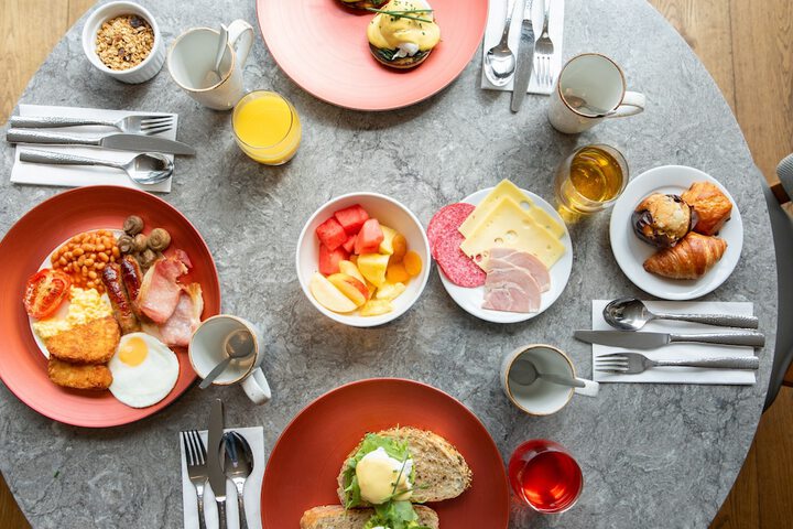 Breakfast/Coffee Service 116 of 177