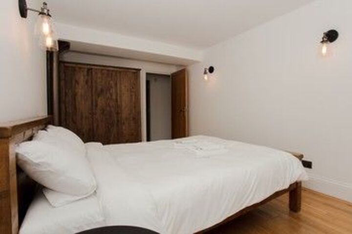 Room 13 of 46