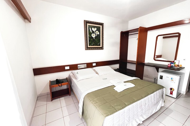 Room 3 of 26