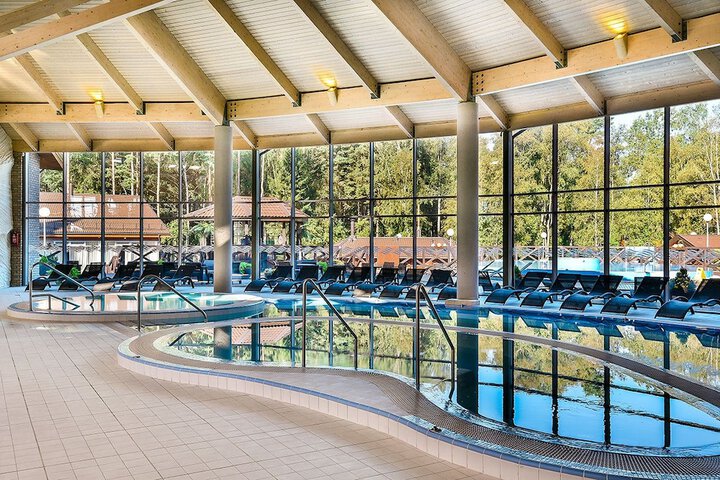 Pool 22 of 42
