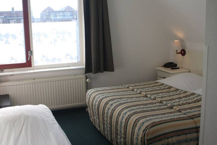 Room 49 of 139