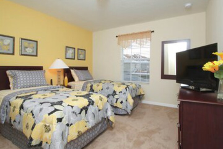 Room 34 of 35