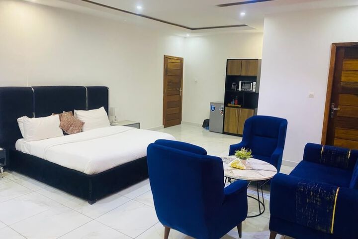 Room 22 of 31