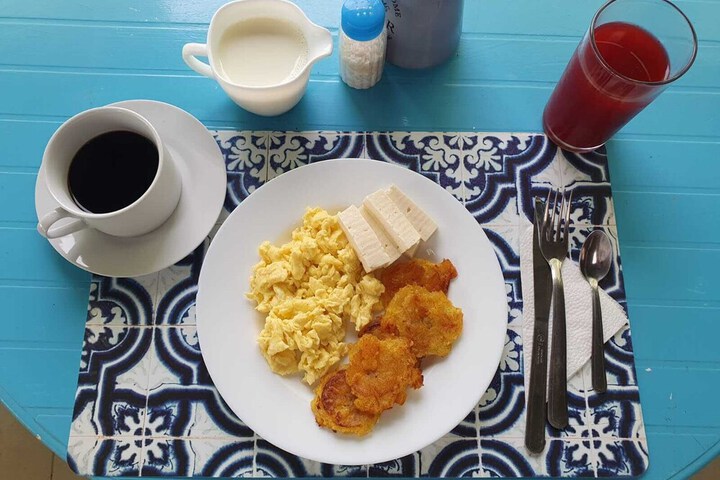 Breakfast/Coffee Service 34 of 43