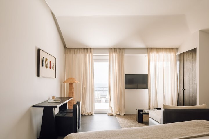 Room 22 of 144
