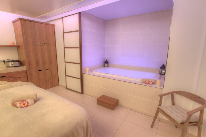 Room 85 of 104