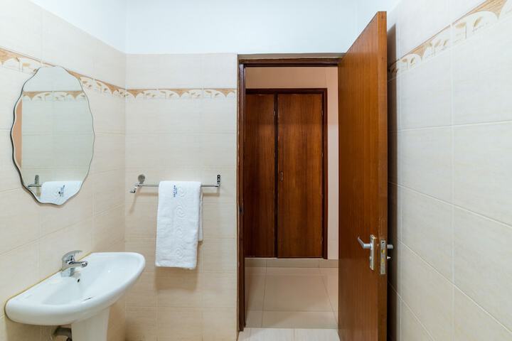 Room 34 of 54
