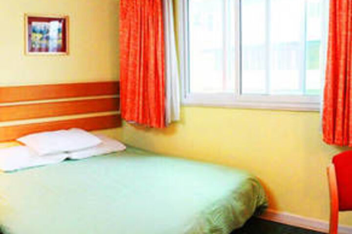 Room 15 of 20