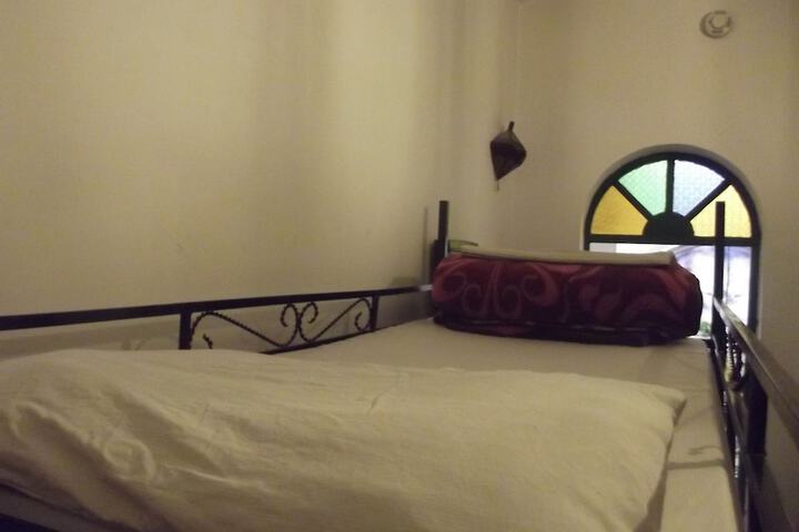 Room 9 of 24