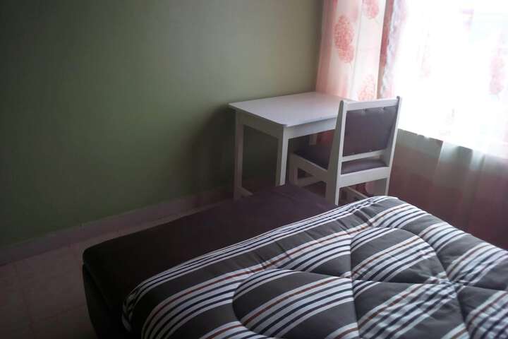 Room 3 of 73