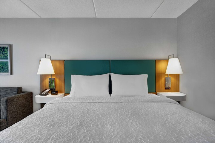 Room 14 of 50