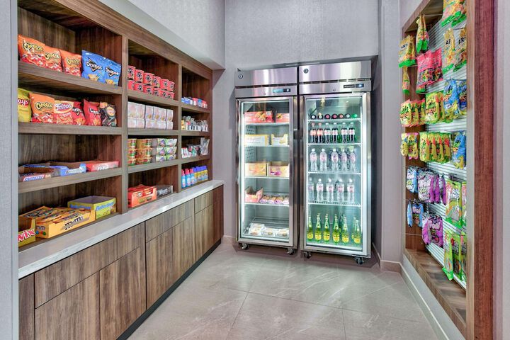 Snack bar