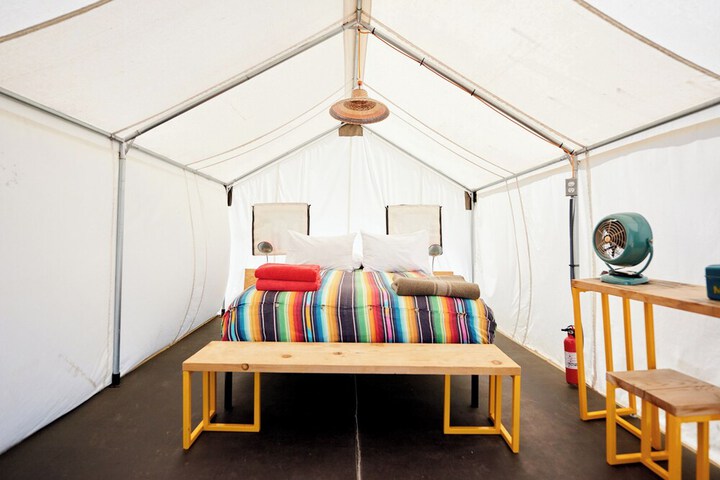 Room 4 of 71