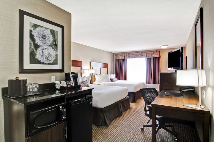 Room 8 of 31