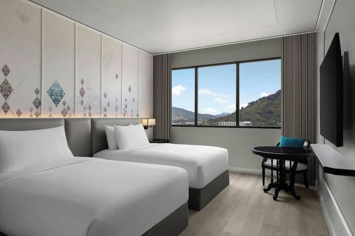 Room 14 of 63