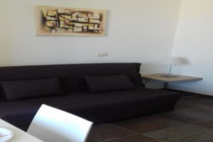 Room 13 of 24