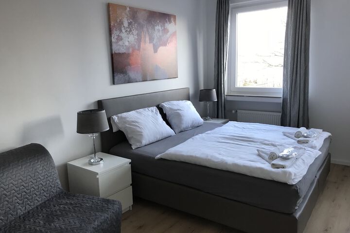 Room 11 of 30