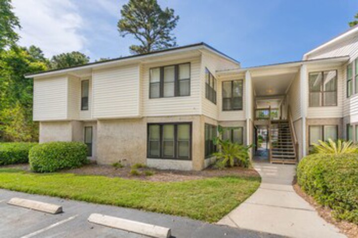 Island Retreat 2511-1 by Hodnett Cooper in St. Simons Island, GA