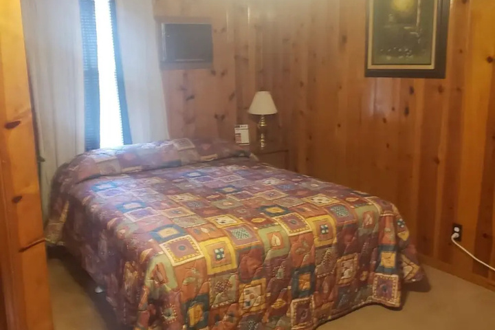 Room 7 of 20