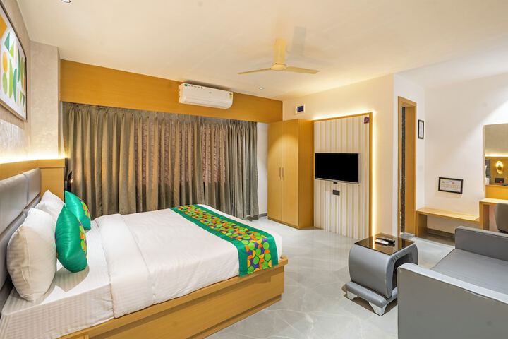 Room 9 of 46