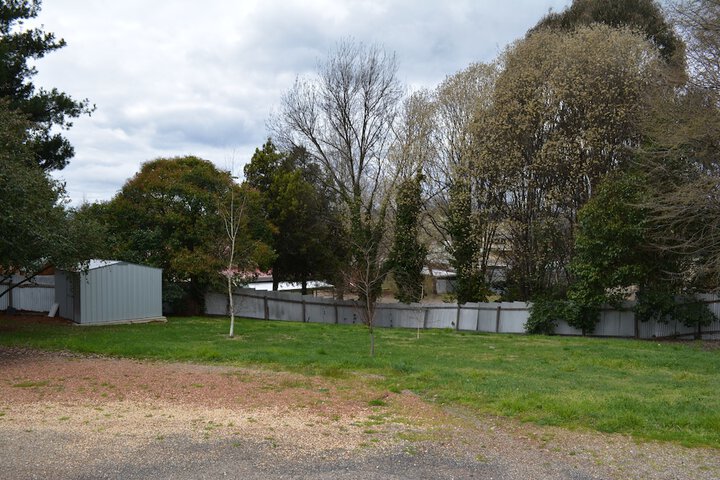 Property Grounds 34 of 51