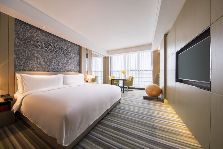Room 4 of 58