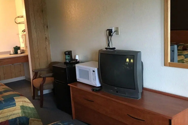 Photo of HEIGHTS INN MOTEL