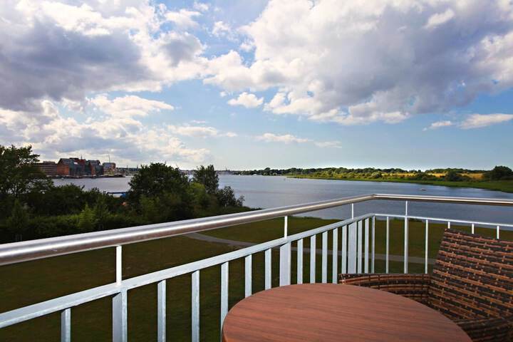 Terrace/Patio 24 of 63