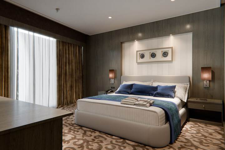 Room 11 of 37
