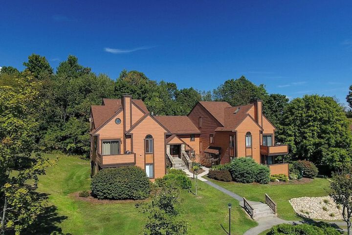 Hotel View 578 of 580