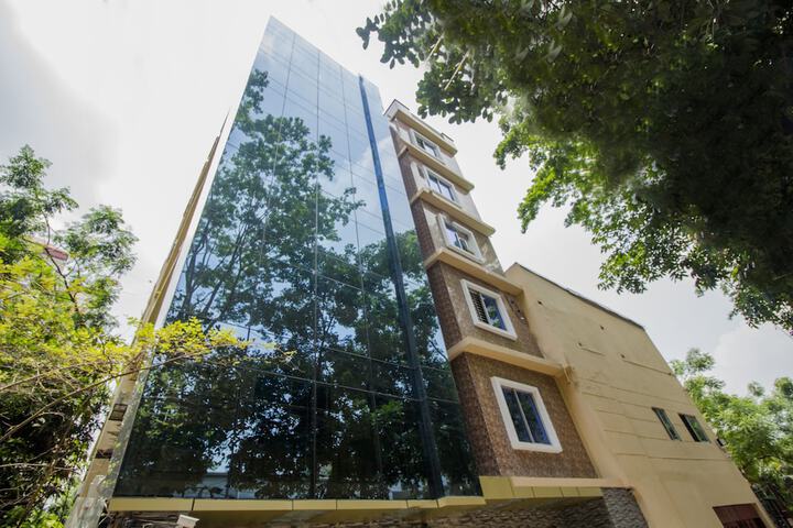Pacific Lake View Hotel