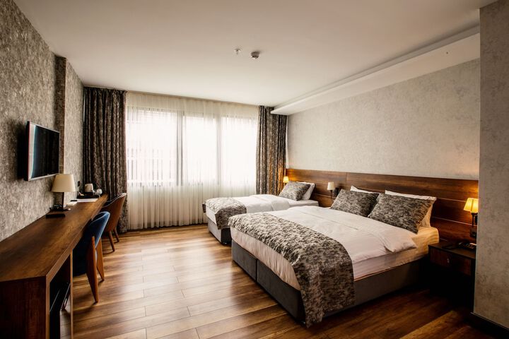 Room 16 of 58