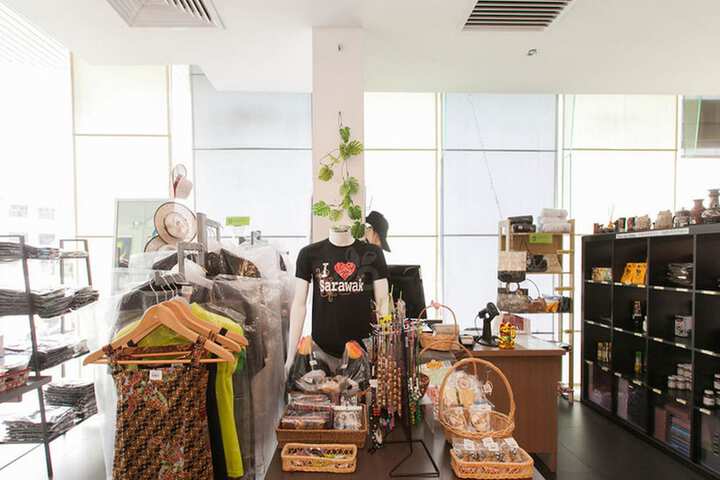 Gift Shop 18 of 39