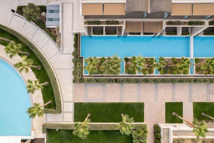 Pool 313 of 425