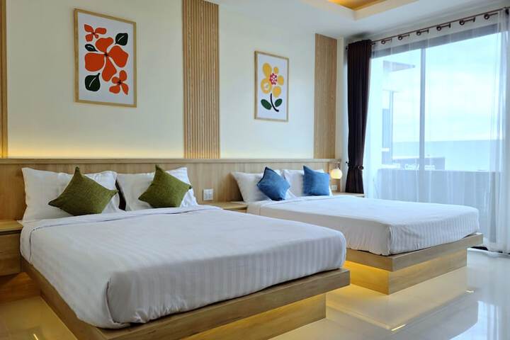 Room 32 of 97