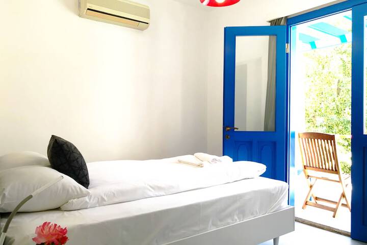 Room 47 of 144