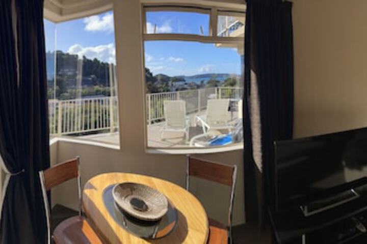 Room 22 of 36