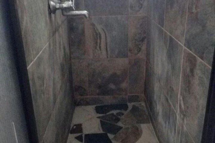 Room 24 of 28