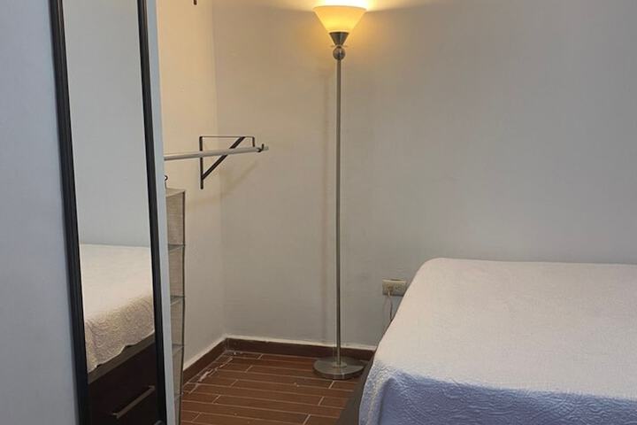 Room 45 of 119