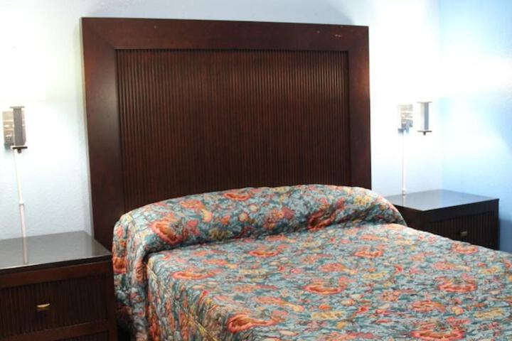 Room 23 of 53