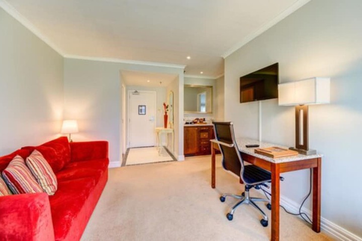 Room 22 of 74