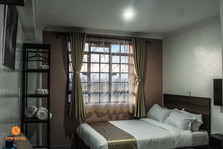 Room 10 of 55